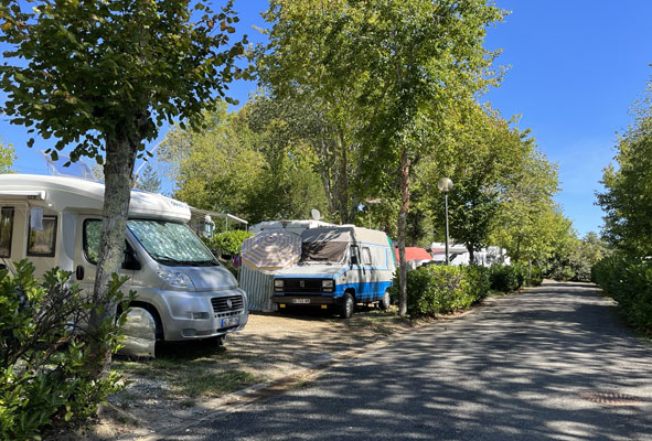 Emplacements camping dans le Béarn